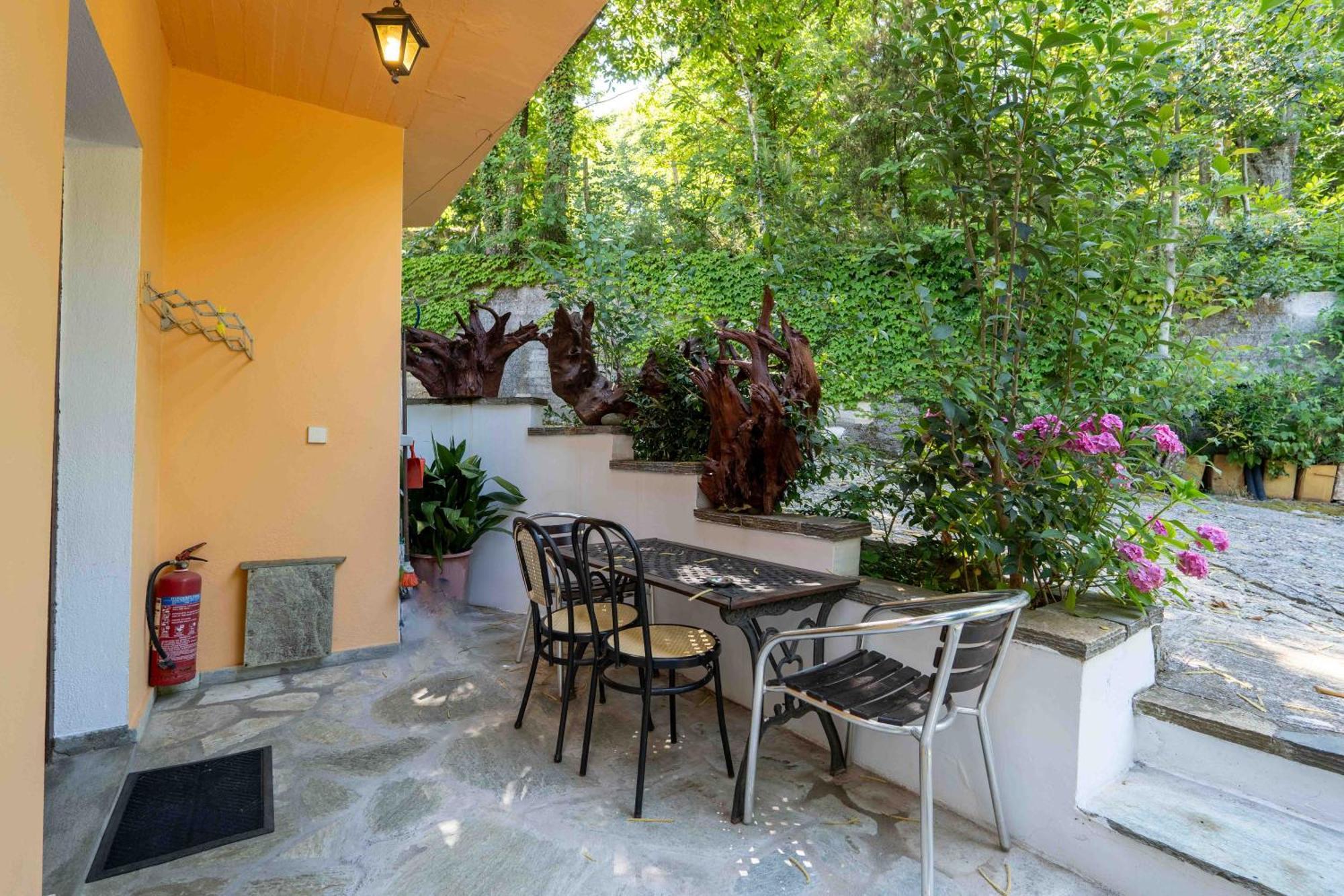 Guesthouse Papachristou Цагарада Екстериор снимка